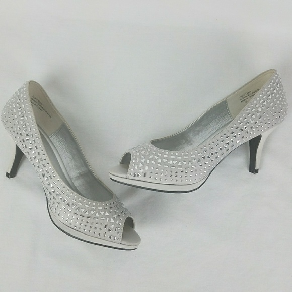 Kelly and Katie silver rhinestone satin heel - Picture 1 of 7
