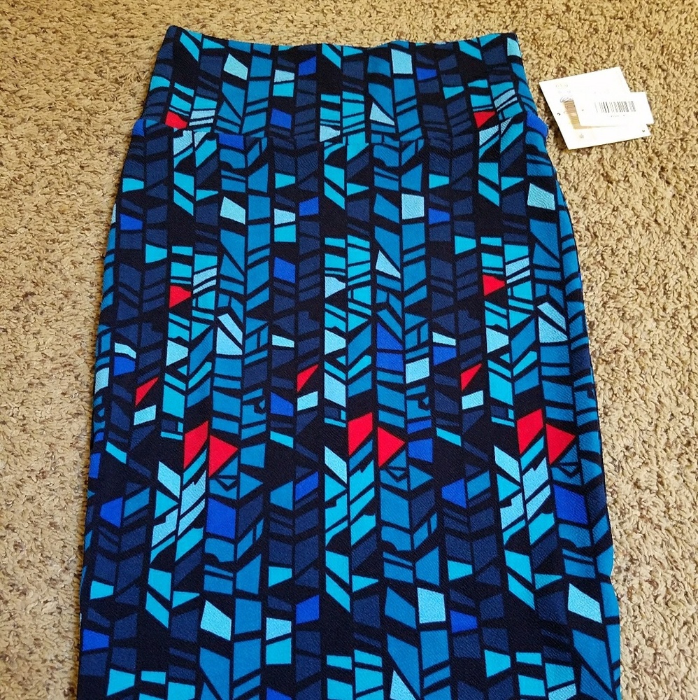 LuLaRoe Cassie