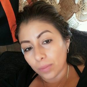 Meet your Posher, Marta