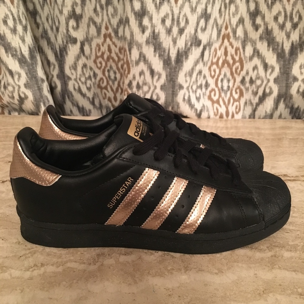 Adidas Superstar 80s rose gold and black