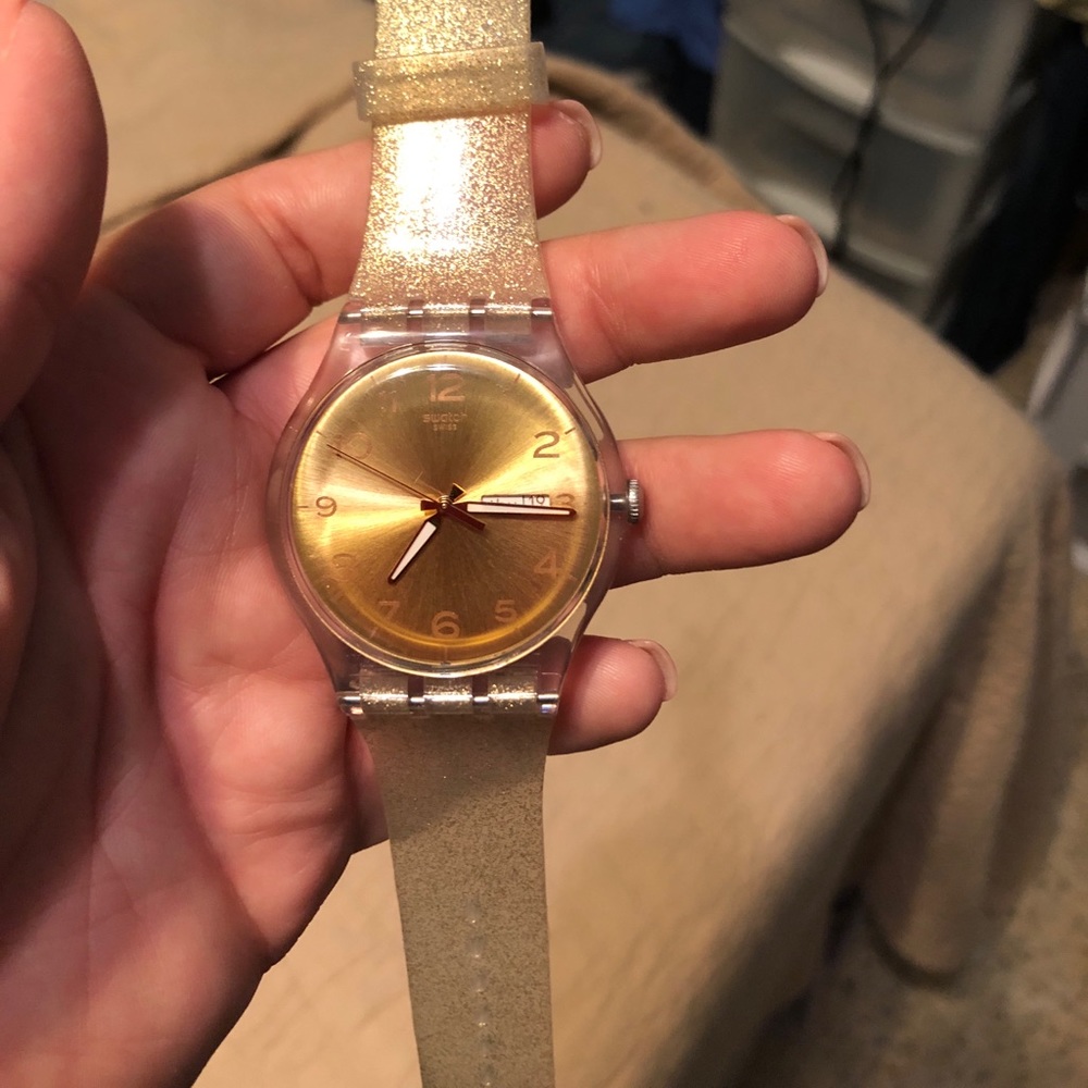 ❗️Gold Glitter Swatch❗️