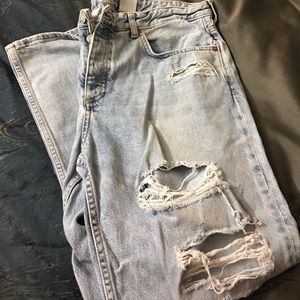 Ripped boyfriend jeans
