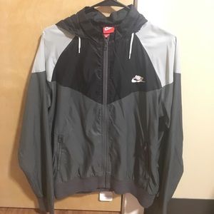 Nike windbreaker