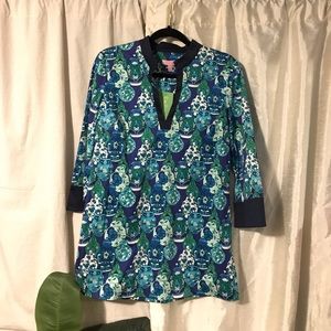 Lilly Pulitzer blue jugs tunic