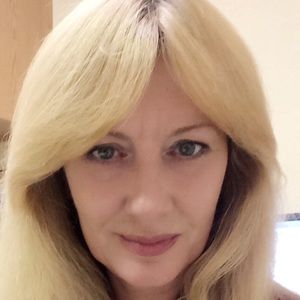 Meet your Posher, Janet