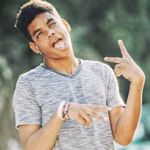 Meet your Posher, Aaron