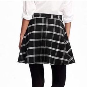 Old Navy Plaid Circle Skirt Size 6