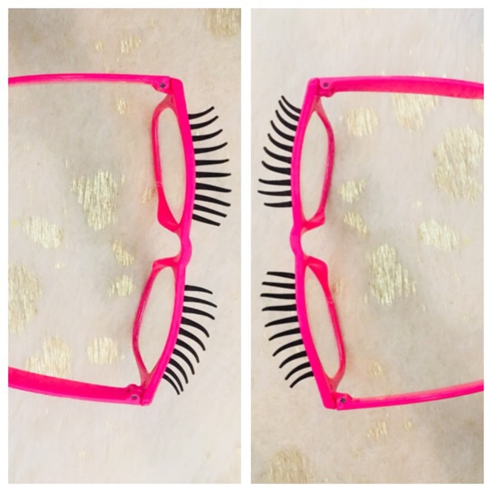 👓 Pink EyeLash Glasses 👓 - Picture 3 of 6