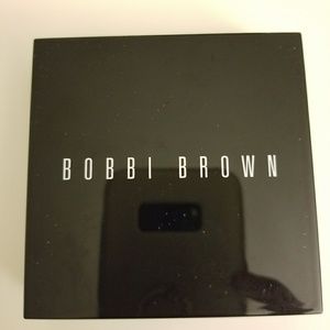 Bobbi Brown pressed powder