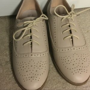 Light Mauve Women’s Oxfords