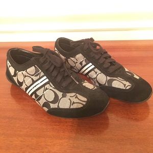 Back and white coach shoes. Size 7