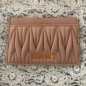 miu miu credit card holder