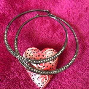 NWOT Stella & Dot Heiress Hoop earrings - retired