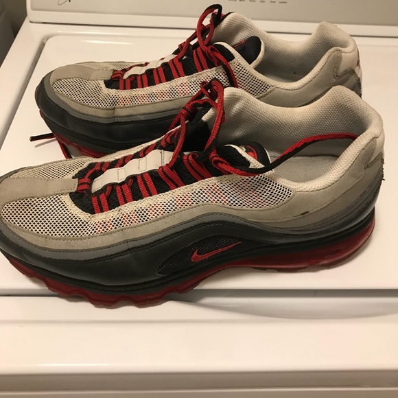 Shoes - Nike Air Max 360