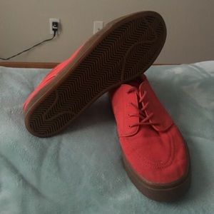 Nike Stefan Janoski gum sole size 10 shoe