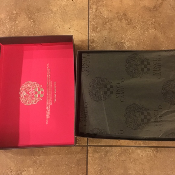 SALE (today only!) NWOT! Vince Camuto Heels! - Picture 3 of 8