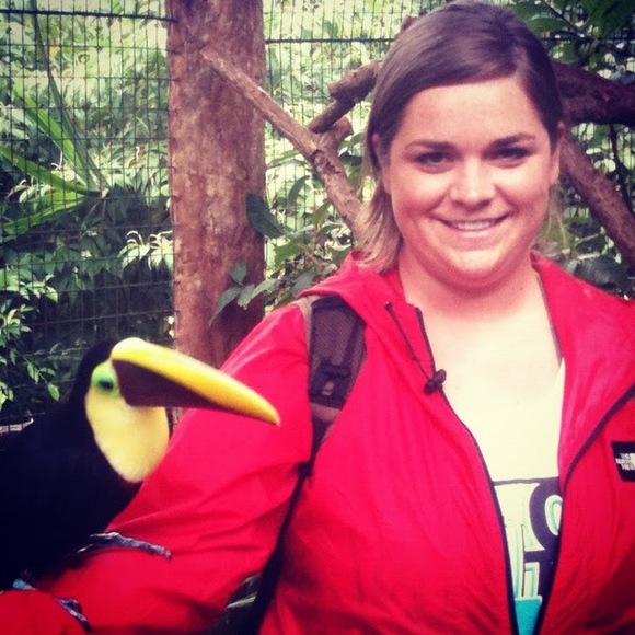 Meet your Posher, Tori - Picture 1 of 1