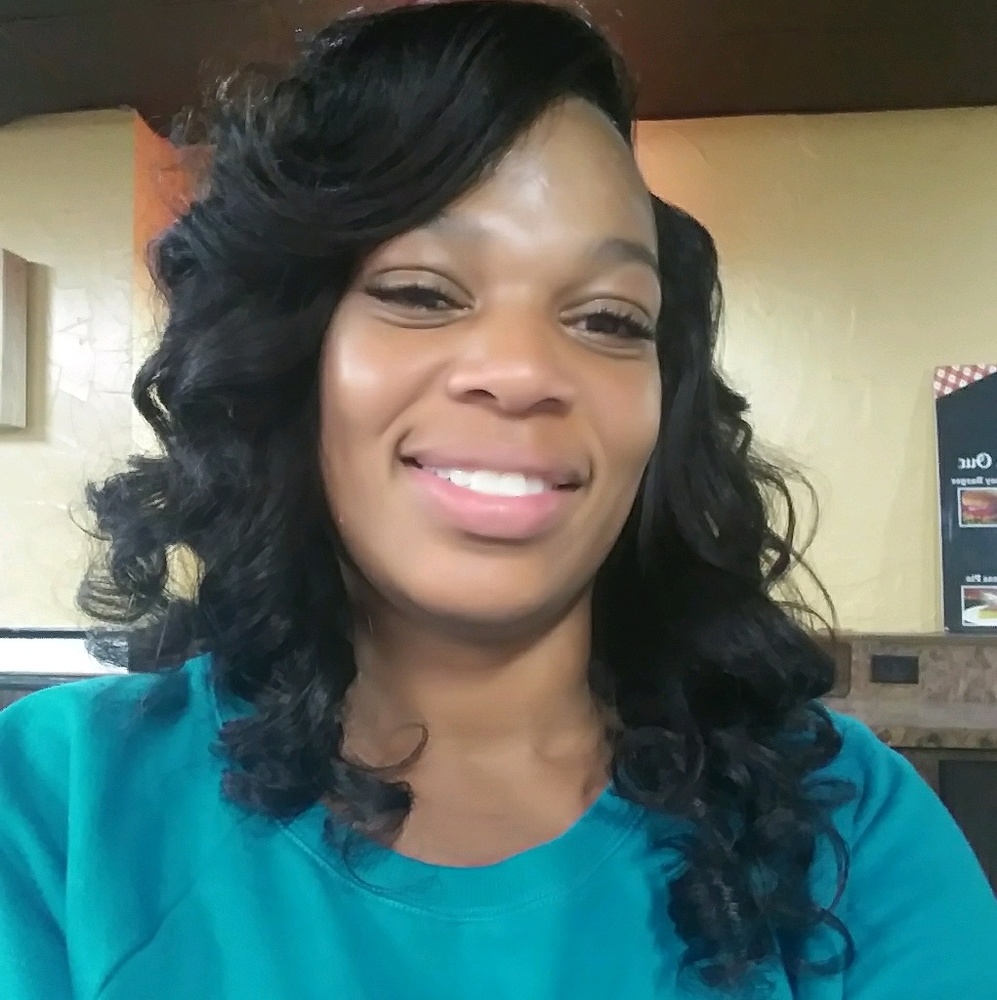 Meet your Posher, Neisha