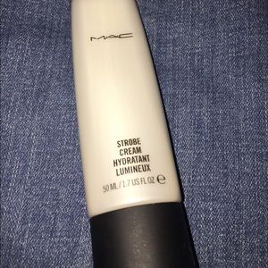 Mac strobe cream