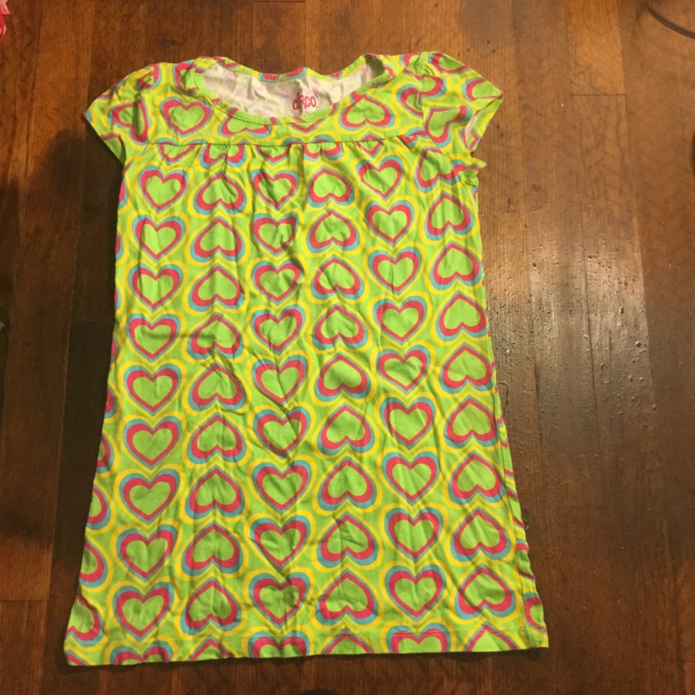 Heart print short sleeve shirt