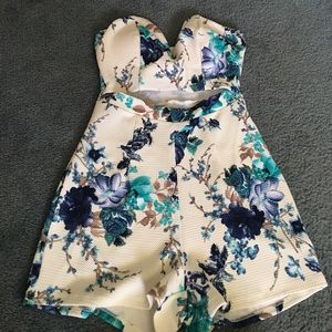 Fashion nova romper