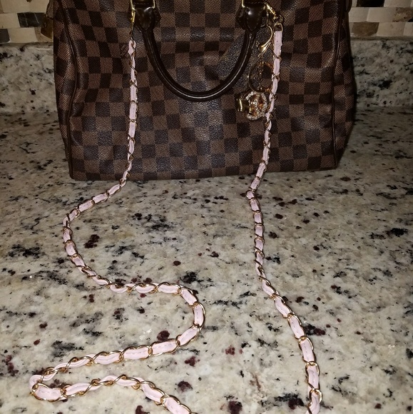 Drawstring Bag Chain Light Pink - Picture 2 of 2