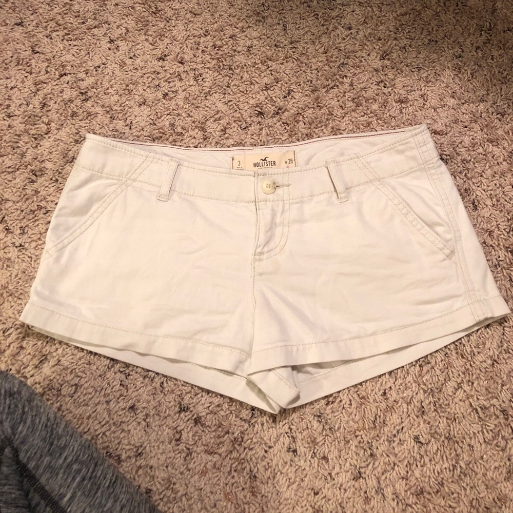 Off white Hollister shorts