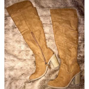 Dolce Vita - Marilyn Style - Over The Knee Boots