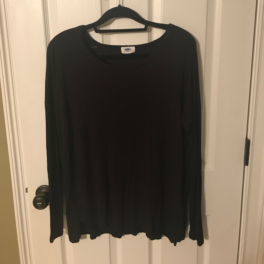 Old Navy black shirt