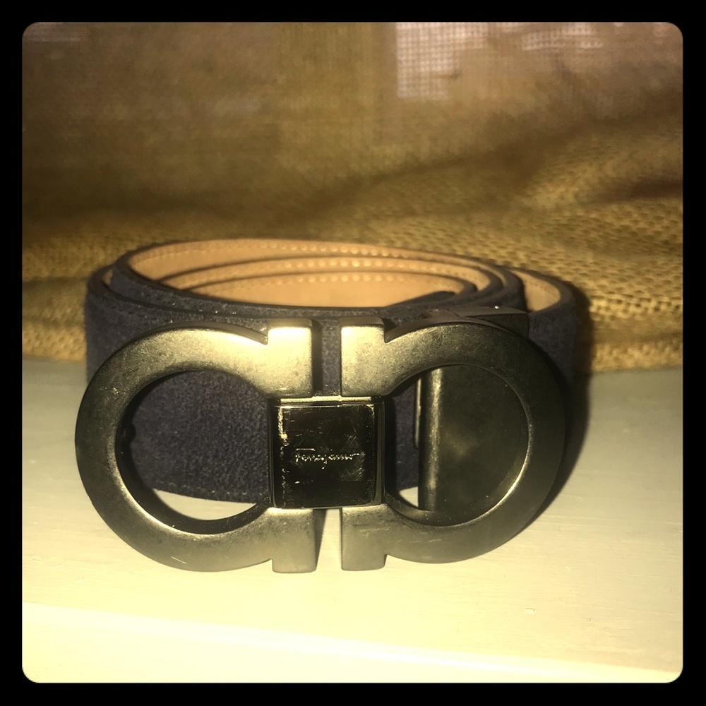 Suede navy ferragamo belt