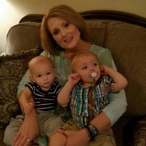 Meet your Posher, Lorrie