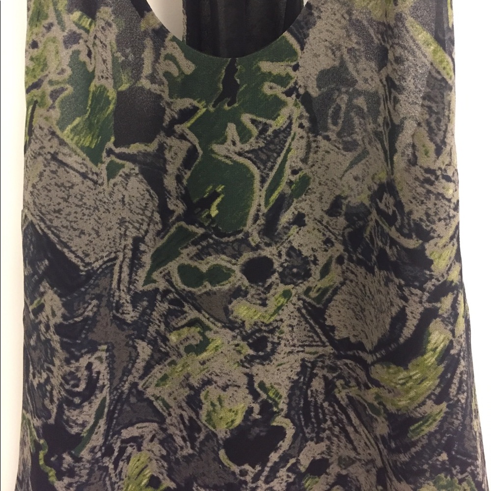 Green Patterned Top! - image 3