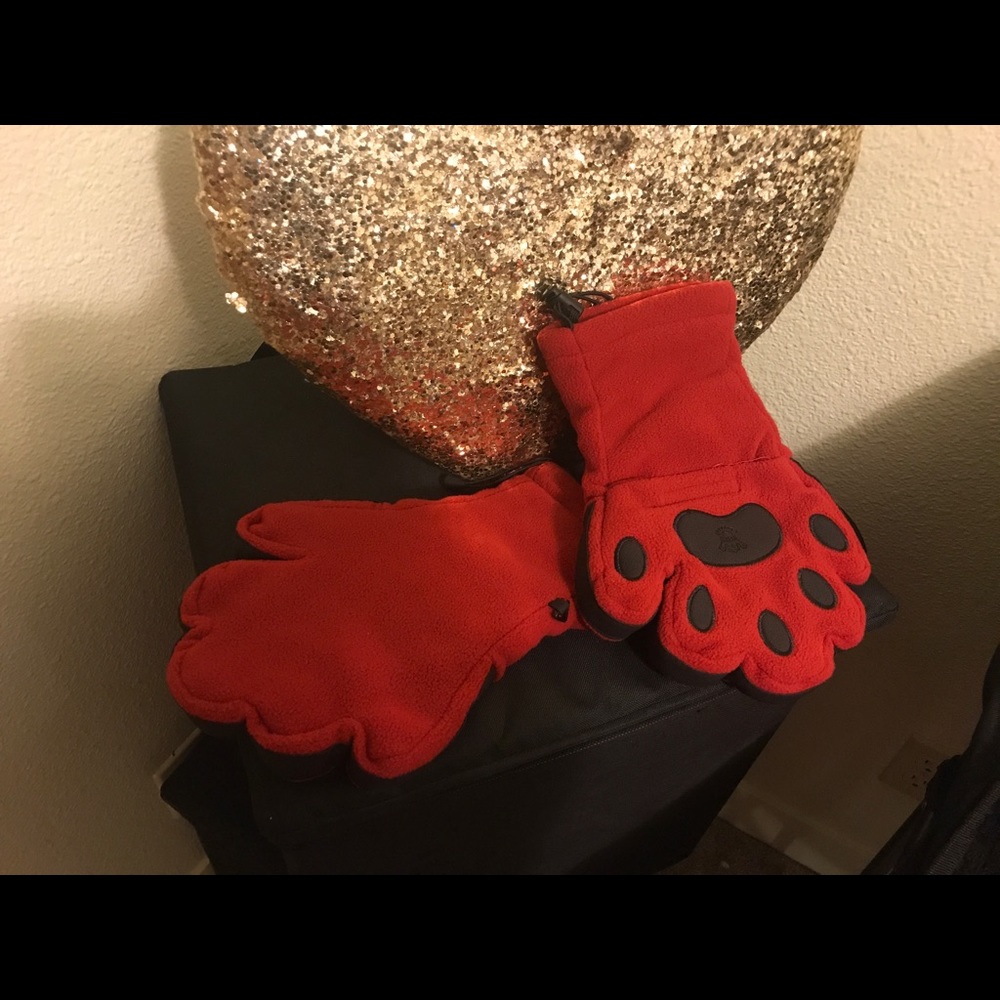 Alaska mittens brand new