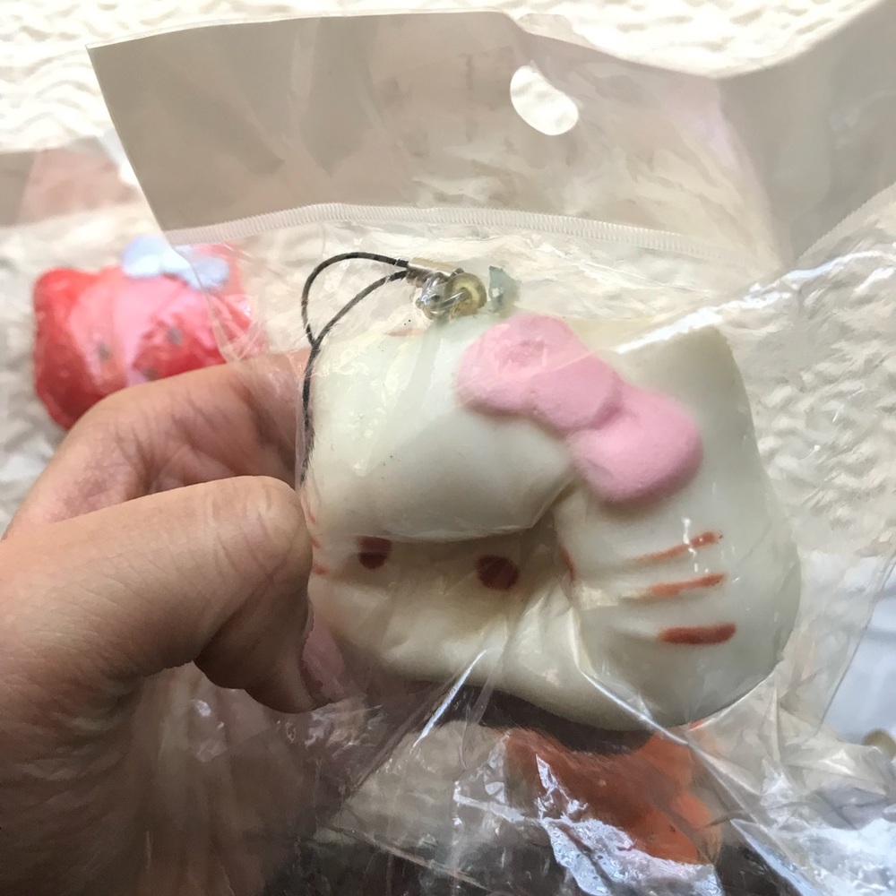 Squishy Bundle 😍 - Picture 2 of 6