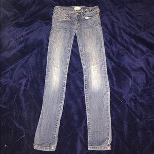 Skinny jeans