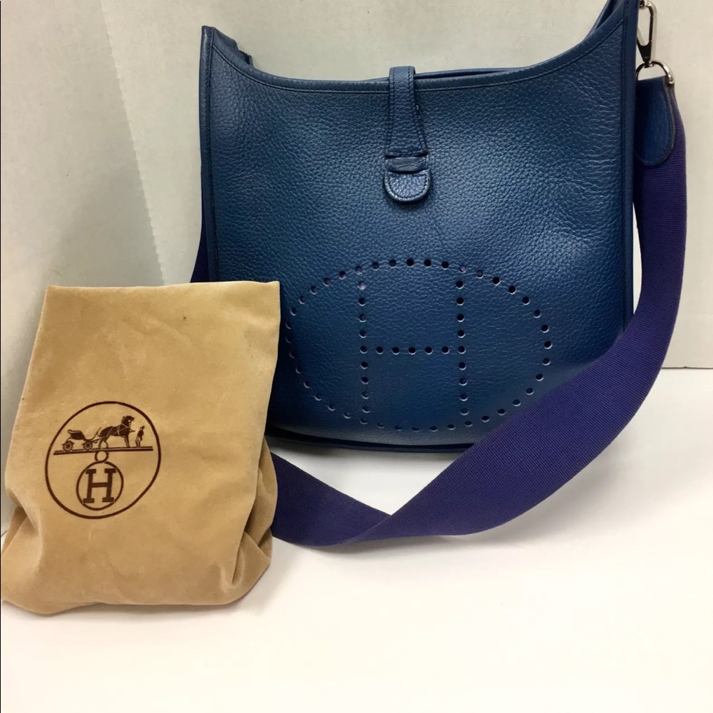 ♦️sold♦️Hermès Evelyne II PM Evelyne Electric Blu
