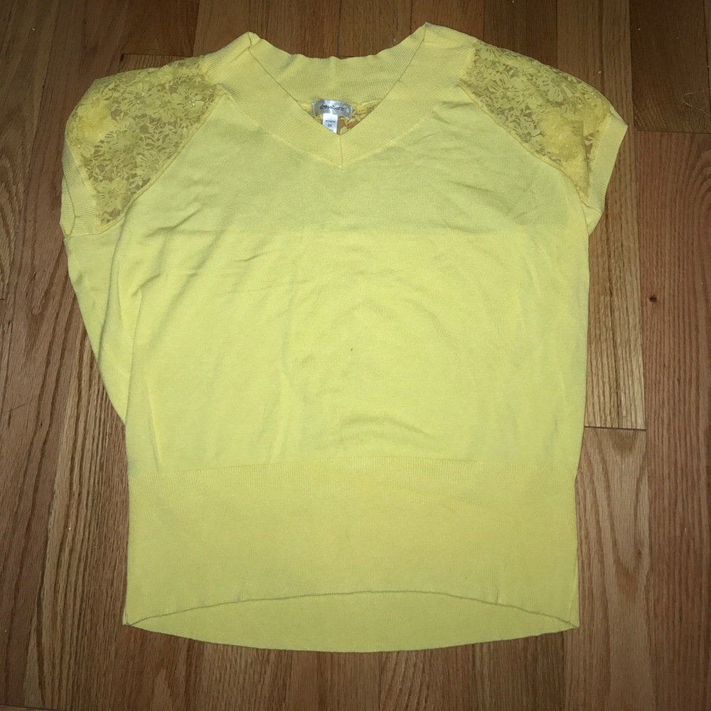 DressBarn Short Sleeve Yellow Sweater