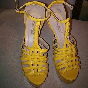 Yellow Show Dazzle Heels