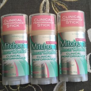 (3) Mitchum Women’s Clinical Deodorant