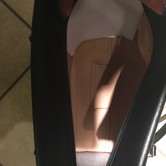 Tory Burch Tote Bag - Picture 3 of 4