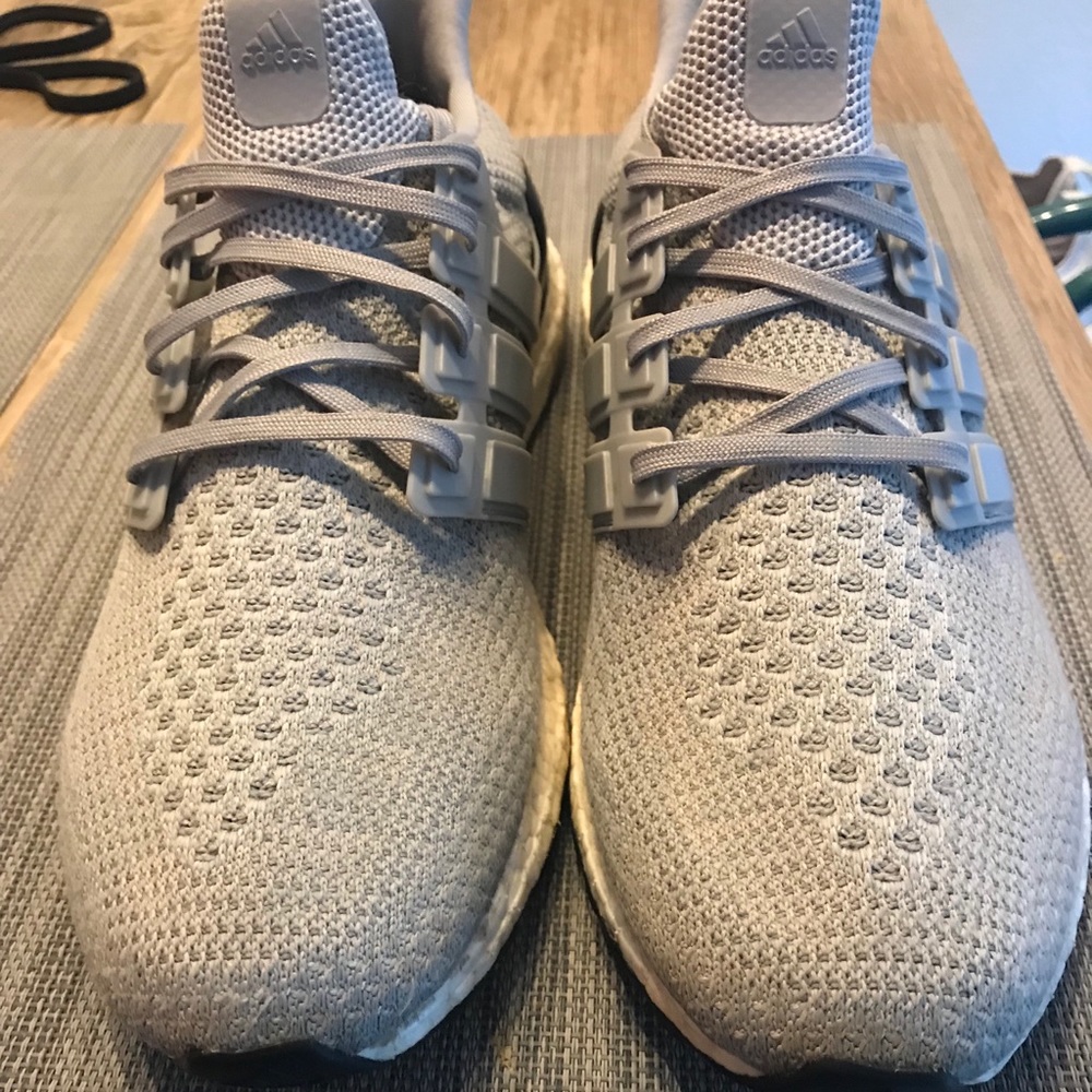 Adidas ultra boost 2.0 “light onix”