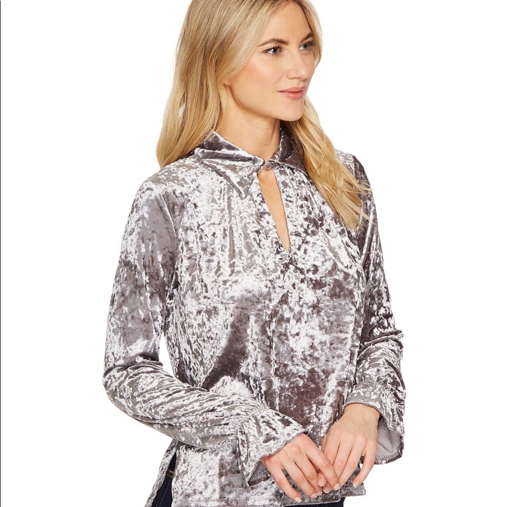 NWT Romeo & Juliet Couture Top