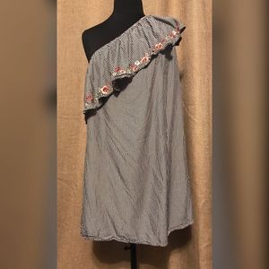 One shoulder, stripped embroidered dress