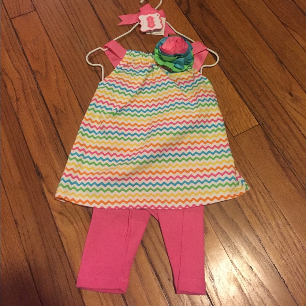 Super cute baby girl outfit! NWT.