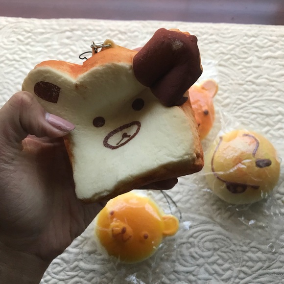 Squishy bundle 💖 - Picture 2 of 4