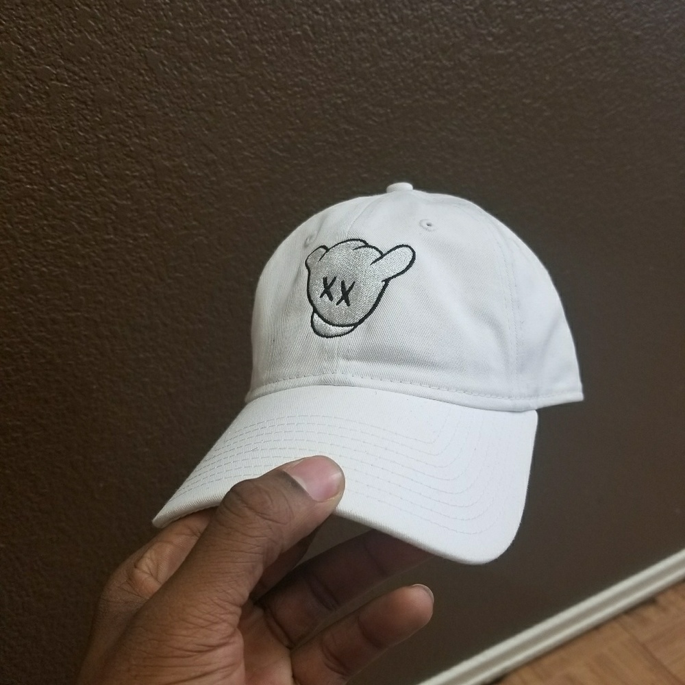 Custom  new era kAWs hat