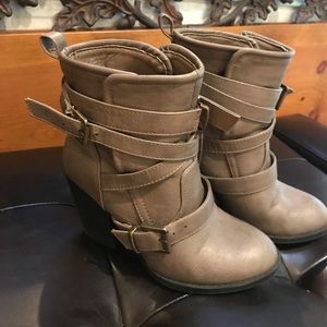 Just fab buckle boots