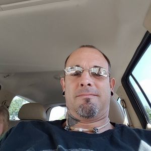 Meet your Posher, Philip