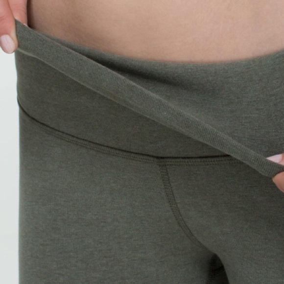 NWT HFTG LULULEMON WUNDER UNDER PANT HIGH RISE 10 - Picture 4 of 8