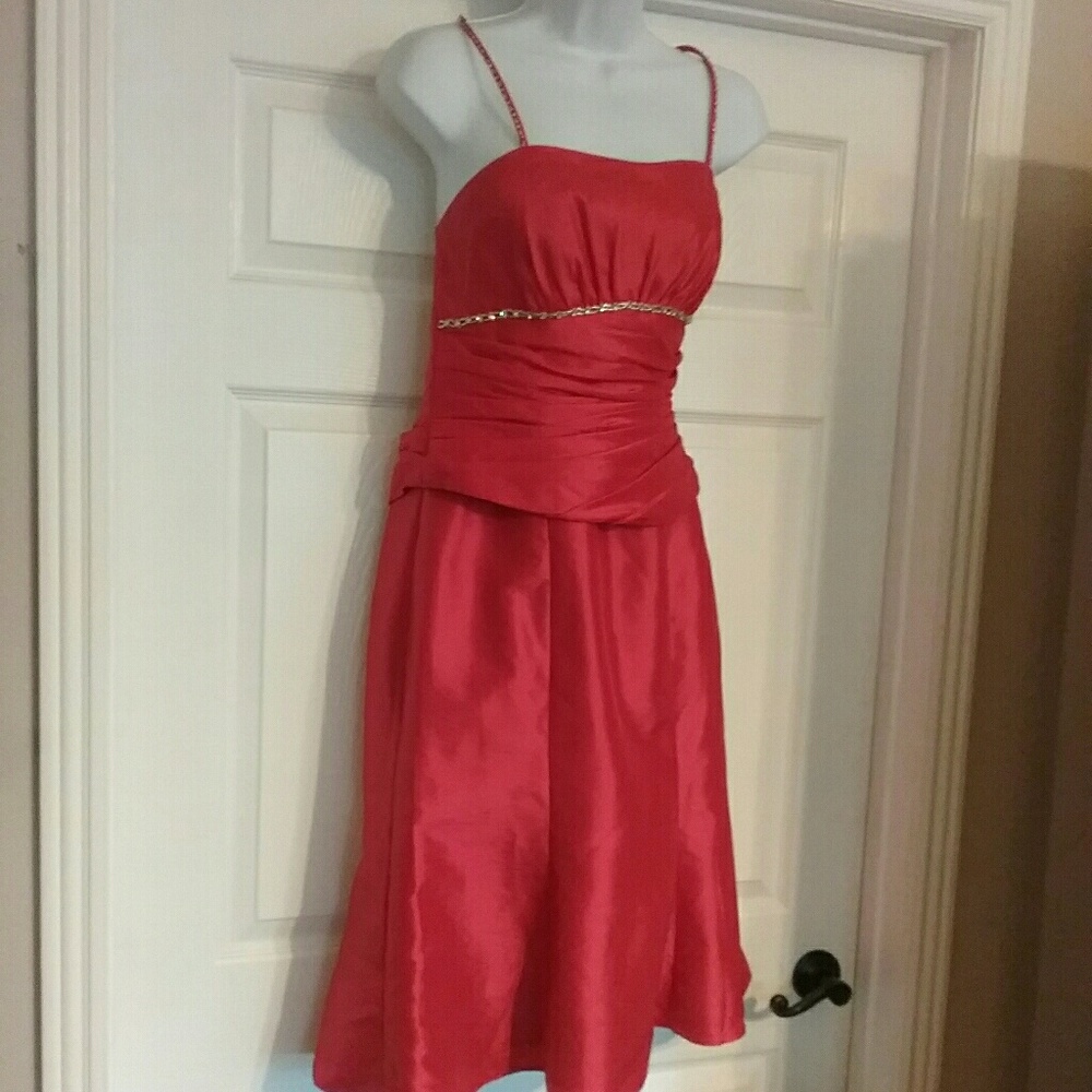 Modern maids Size 10 homecoming dress
